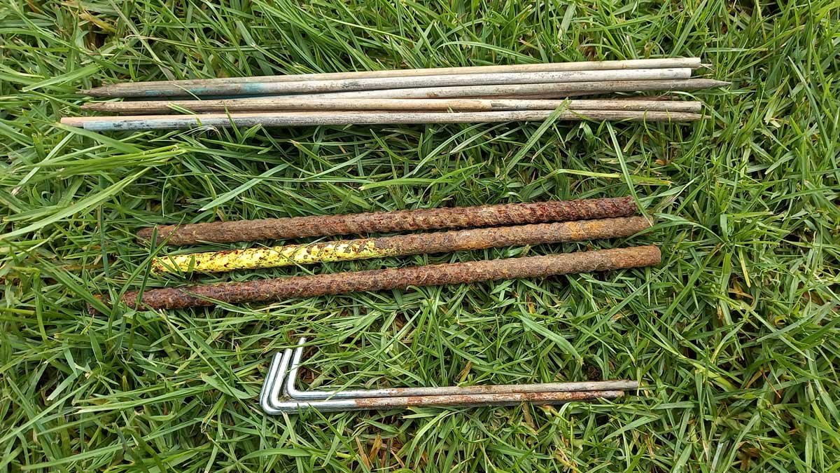 Garden stakes and tent pegs