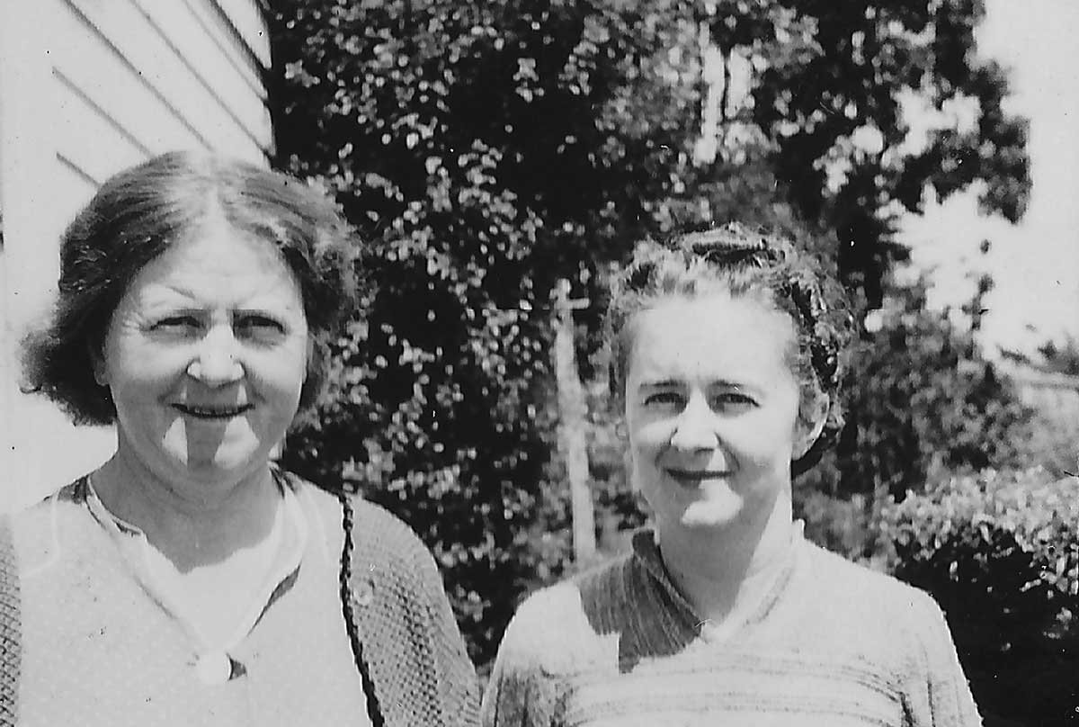 Marion and Dorothy Jenkins, from the collection of Lloyd Jenkins