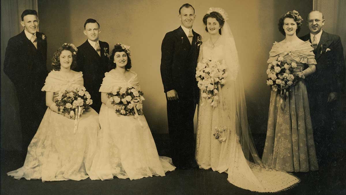 The wedding of Shirley Warman to Leslie Fulton in 1948.