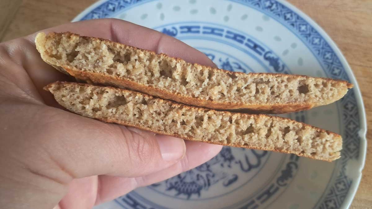 Cross-section of a green banana flour pancake.
